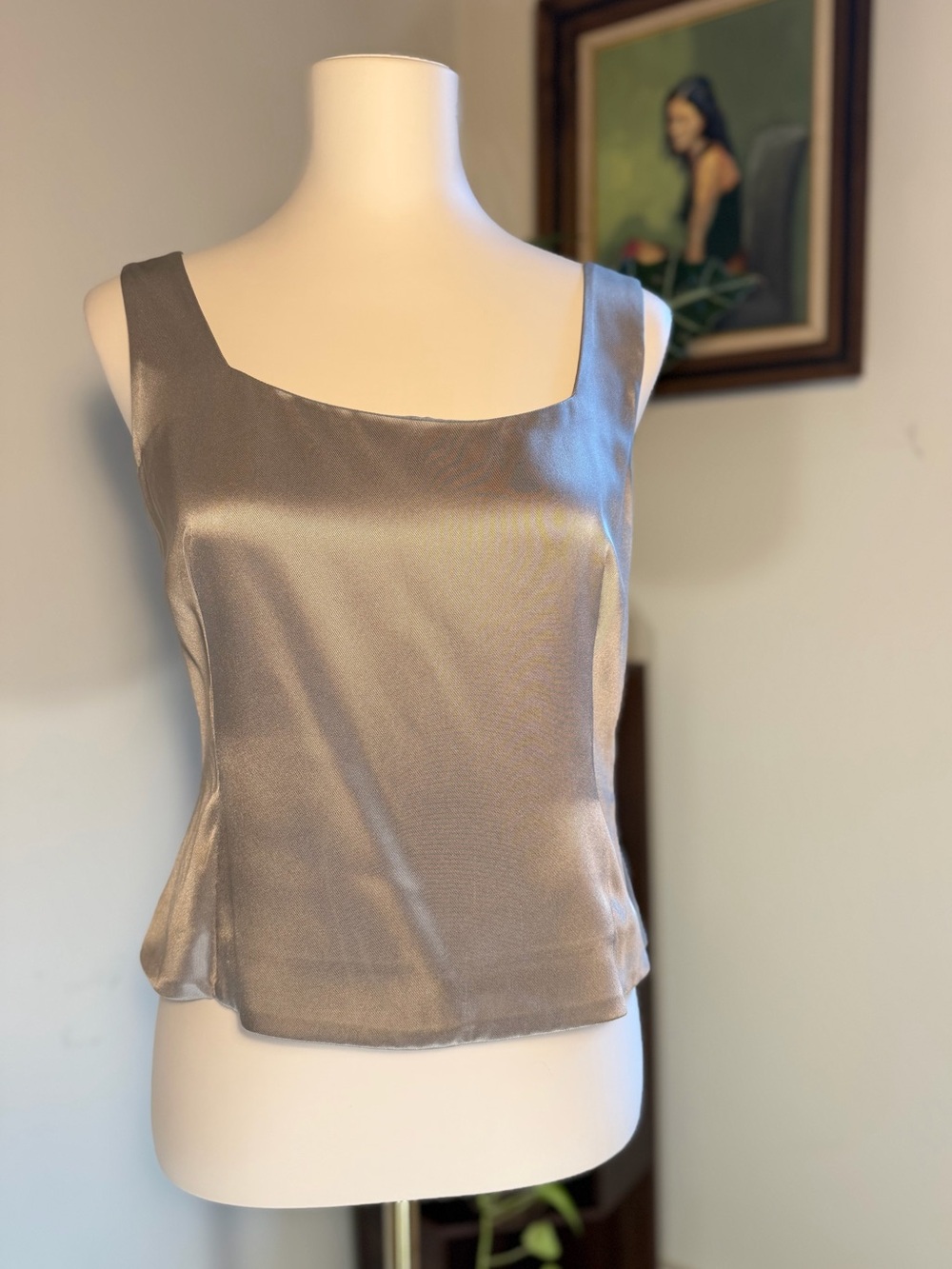Akris 100% Silk Sleeveless Shell Top Silver Square Neck Side Zip Size US 8 - Picture 2 of 11